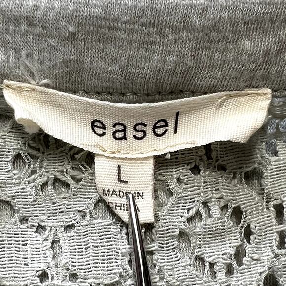 Easel Flutter Sleeve Button Up Lace Top Gray Womens Large - Picture 10 of 12